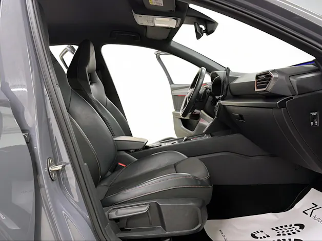 Cupra LEON ST 2.0 TSI VZ 310PS Graphene Grey DSG 4Drive / RF-Kamera / Beats Soundsystem / Kessy / driving button /