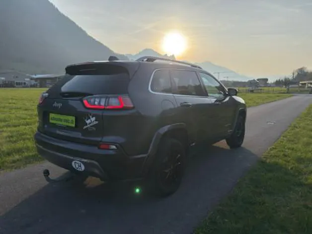Jeep Cherokee 2.2 D 195 Overland AWD