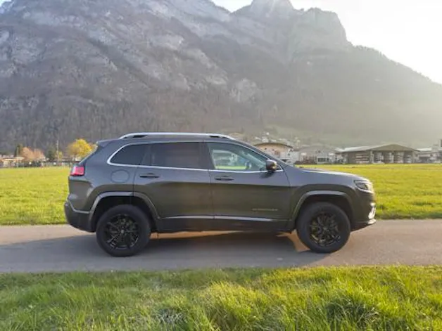 Jeep Cherokee 2.2 D 195 Overland AWD