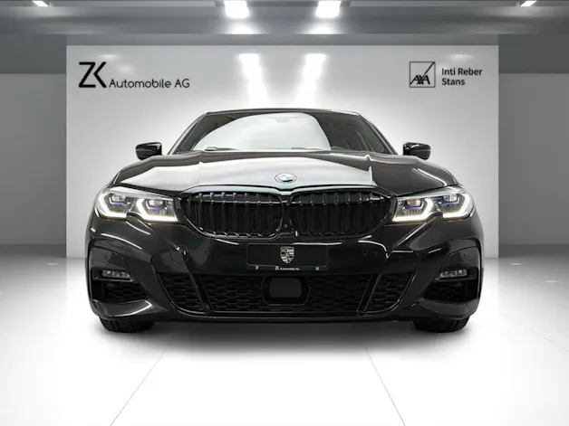 BMW 320d xDrive BLACK SAPPHIRE 190PS M Sport Steptronic / 360° Kamera / Head-Up-Display / H&K Sound / Komfortzugang /