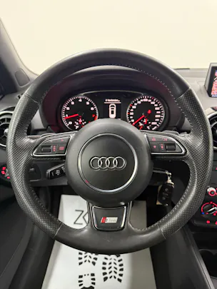 Audi A1 Sport 1.4 TFSI S-Line 185PS S-tronic GLETSCHERWEISS PERL