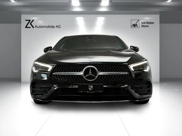 Mercedes-Benz CLA Shooting Brake 250 AMG Line Cosmos Black 4Matic / 360° Kamera / Panoramadach / Head-Up-Display / Keyless Go /
