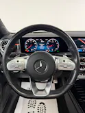 Mercedes-Benz CLA Shooting Brake 250 AMG Line Cosmos Black 4Matic / 360° Kamera / Panoramadach / Head-Up-Display / Keyless Go /
