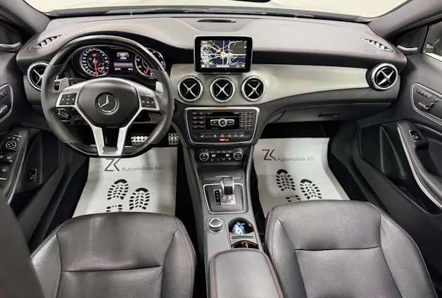 Mercedes-Benz GLA 45 AMG 4Matic 360PS 7G-DCT | AMG Heckspoiler | Performance-Abgasanlage | RF-Kamera | Panoramadach | Keyless Go |