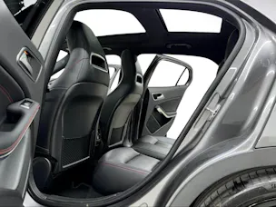 Mercedes-Benz GLA 45 AMG 4Matic 360PS 7G-DCT | AMG Heckspoiler | Performance-Abgasanlage | RF-Kamera | Panoramadach | Keyless Go |