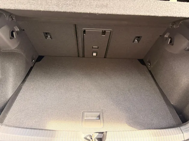 VW Golf 1.5 eTSI mHEV ACT R-Line DSG