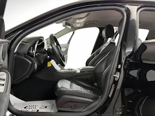 Mercedes-Benz C 200 Deep Black Avantgarde 184PS 4Matic 7G-Tronic / RF-Kamera / Leder / Todwinkel/Parkassistent / Sitzheizung /