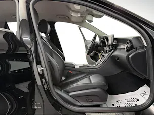 Mercedes-Benz C 200 Deep Black Avantgarde 184PS 4Matic 7G-Tronic / RF-Kamera / Leder / Todwinkel/Parkassistent / Sitzheizung /