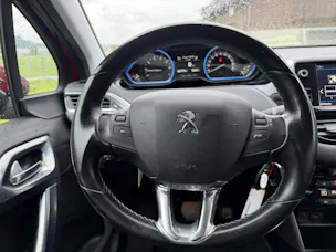 Peugeot 2008 1.2 PureTech 110 Allure S/S