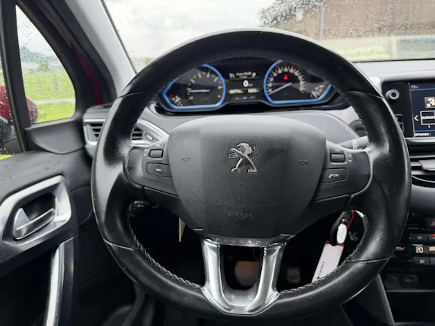 Peugeot 2008 1.2 PureTech 110 Allure S/S