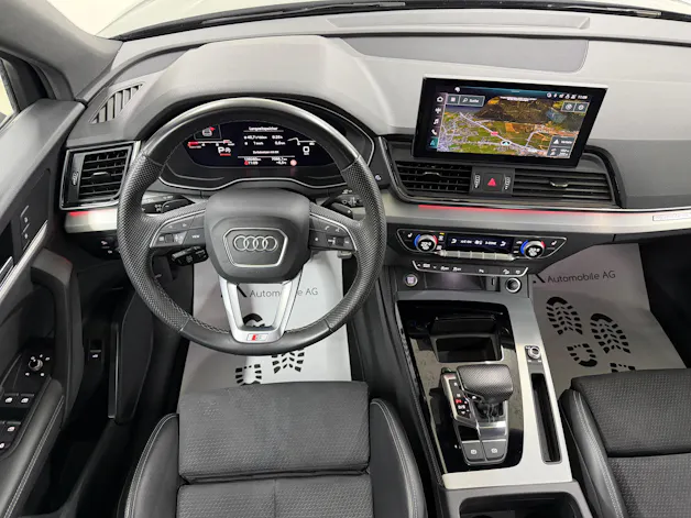 Audi Q5 40 TDI S-Line Midnight Black quattro S-tronic / RF-Kamera / Komfortschlüssel / Matrix-LED / Virtual Cockpit /