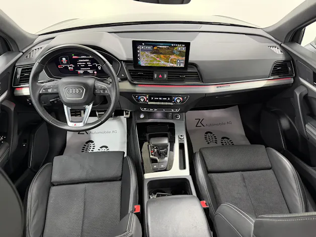 Audi Q5 40 TDI S-Line Midnight Black quattro S-tronic / RF-Kamera / Komfortschlüssel / Matrix-LED / Virtual Cockpit /