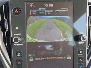 Subaru Forester Station 2.0i e-Boxer Swiss Plus