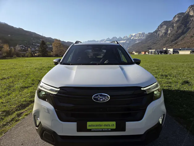 Subaru Forester Station 2.0i e-Boxer Swiss Plus