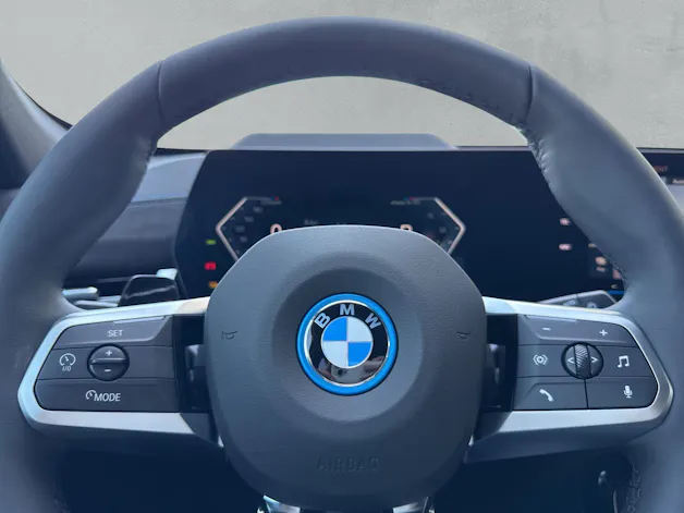 BMW iX1 xDrive 30 M Sport Pro