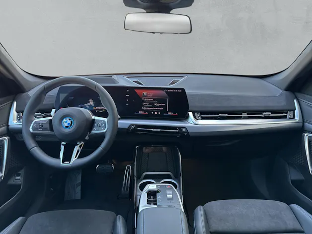 BMW iX1 xDrive 30 M Sport Pro