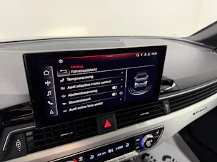 Audi A4 Avant 40 TDI S Line 204PS Attraction QUANTUMGREY quattro S-tronic / Panoramadach / RF-Kamera / Comfortkey / virtual cockpit /