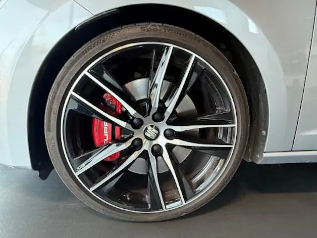 SEAT Leon ST 2.0 TSI Cupra 300