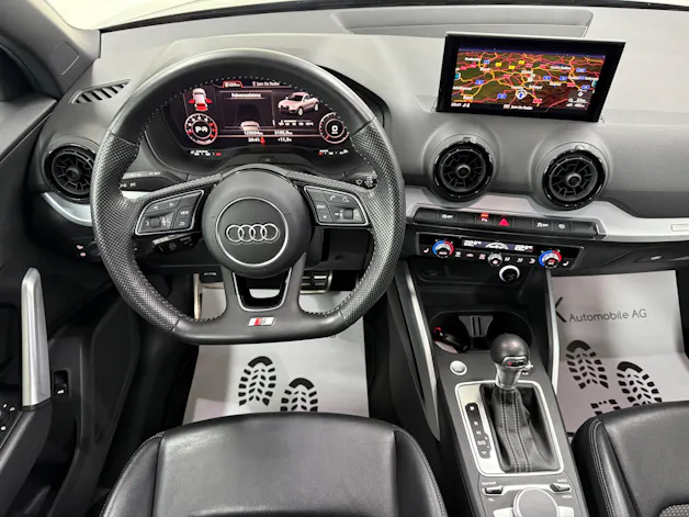 Audi Q2 2.0 TFSI sport S-Line 190PS Daytonagrau quattro S-tronic ★ RF-Kamera ★ Komfortschlüssel ★ Virtual Cockpit ★ Navi Plus ★