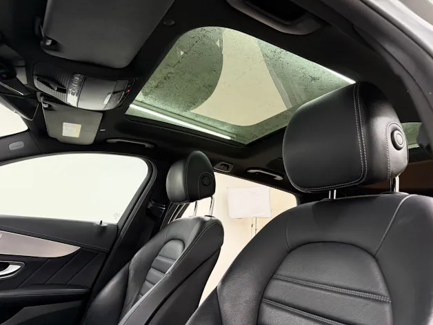 Mercedes-Benz C 220 d Swiss Star AMG Line 4M selenitgrau magno 9G-Tronic / Panoramadach / 360° Kamera / Leder / Keyless Go /