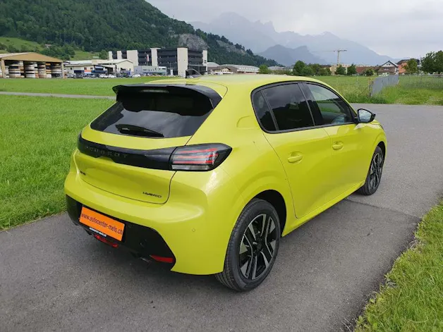 Peugeot 208 1.2 Hybrid Style