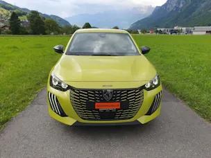 Peugeot 208 1.2 Hybrid Style