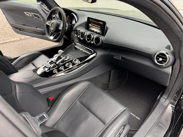 Mercedes-Benz AMG GT S 510PS Black Edition° Speedshift DCT [ Performance Sitze ] [ Performance Abgasanlage ] [ AMG Night Paket ]