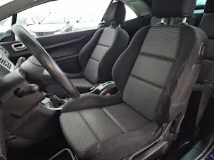 Peugeot 307 CC 2.0 16V DYNAMIC