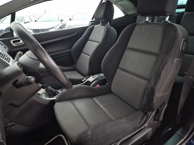 Peugeot 307 CC 2.0 16V DYNAMIC