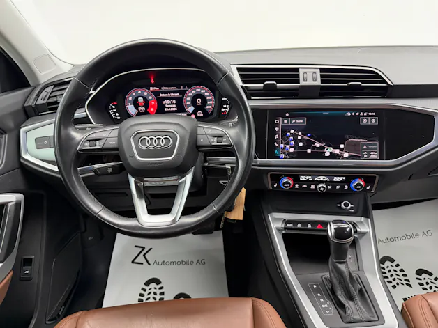 Audi Q3 Sportback 45 TFSI 245PS Gletscherweiss quattro S-tronic / Leder / Sonos Soundsystem / virtual cockpit / AHK Schwenkbar /