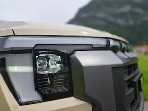 KGM -SsangYong Musso 2.2 e-XDI Titanium new Wildtrack MJ27