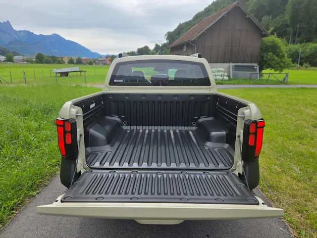 KGM -SsangYong Musso 2.2 e-XDI Titanium new Wildtrack MJ27