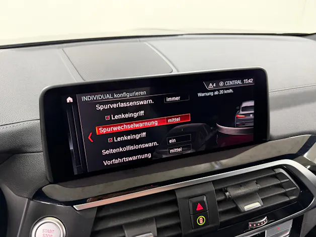 BMW X4 M40i 360PS BLACK SAPPHIRE Steptronic / 360° Kamera / Panoramadach / Head-Up-Display / H/K Soundsystem / Komfortzugang /