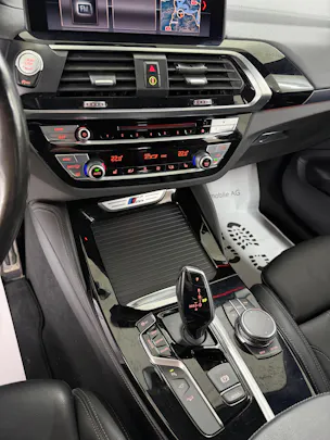 BMW X4 M40i 360PS BLACK SAPPHIRE Steptronic / 360° Kamera / Panoramadach / Head-Up-Display / H/K Soundsystem / Komfortzugang /