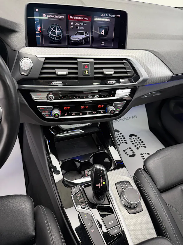 BMW X3 xDrive 30d M Sport 265PS ALPINWEISS Steptronic / 360° Kamera / Panoramadach / Komfortzugang / Head-Up-Display /
