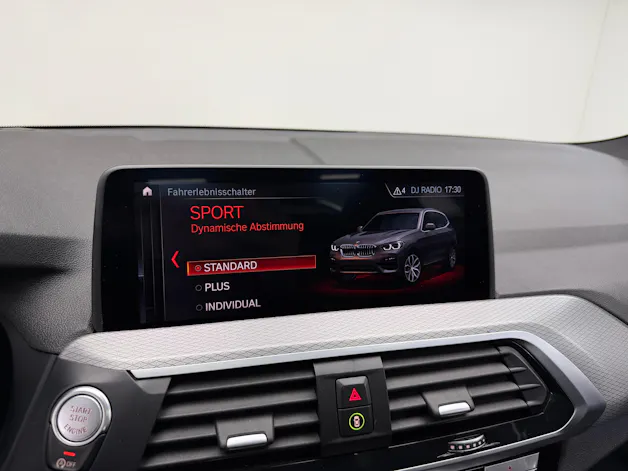 BMW X3 xDrive 30d M Sport 265PS ALPINWEISS Steptronic / 360° Kamera / Panoramadach / Komfortzugang / Head-Up-Display /