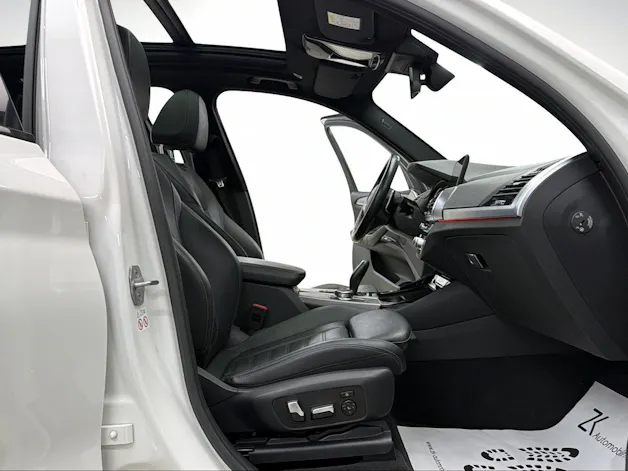 BMW X3 xDrive 30d M Sport 265PS ALPINWEISS Steptronic / 360° Kamera / Panoramadach / Komfortzugang / Head-Up-Display /