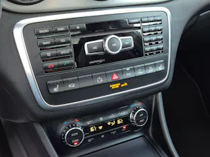 Mercedes-Benz GLA 250 AMG Line 4Matic 7G-DCT