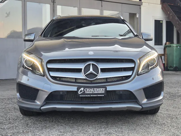 Mercedes-Benz GLA 250 AMG Line 4Matic 7G-DCT