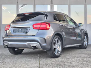 Mercedes-Benz GLA 250 AMG Line 4Matic 7G-DCT