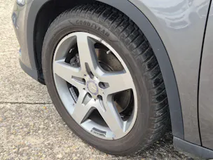 Mercedes-Benz GLA 250 AMG Line 4Matic 7G-DCT