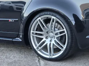 Audi RS4 Avant 4.2 V8 quattro