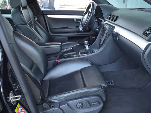 Audi RS4 Avant 4.2 V8 quattro