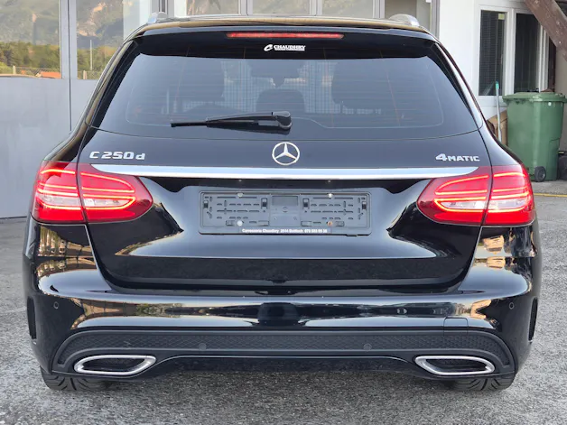 Mercedes-Benz C 250 d 4Matic 9G-Tronic
