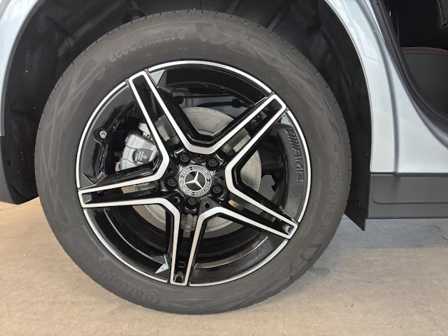 Mercedes-Benz GLA 220d 4Matic 8G-DCTSwiss Star