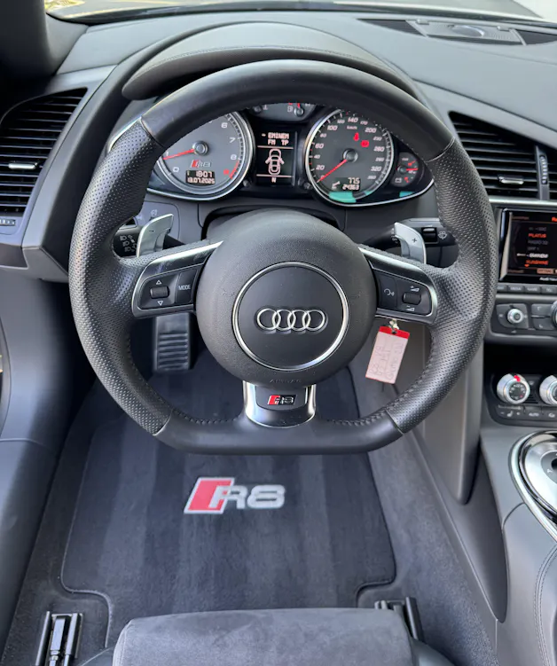 Audi R8 Coupé 4.2 V8 DSG PANTHERSCHWARZ KRISTALL S-Tronic Capristo Abgasanlage !!
