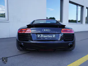 Audi R8 Coupé 4.2 V8 DSG PANTHERSCHWARZ KRISTALL S-Tronic Capristo Abgasanlage !!