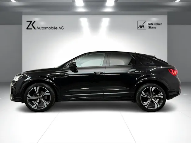 Audi Q3 Sportback 35 TFSI S Line Midnight Black Attraction S-tronic / 360° Kamera / Panoramadach / SONOS Sound / Komfortschlüssel /