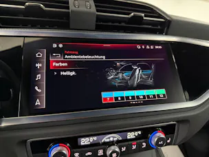Audi Q3 Sportback 35 TFSI S Line Midnight Black Attraction S-tronic / 360° Kamera / Panoramadach / SONOS Sound / Komfortschlüssel /