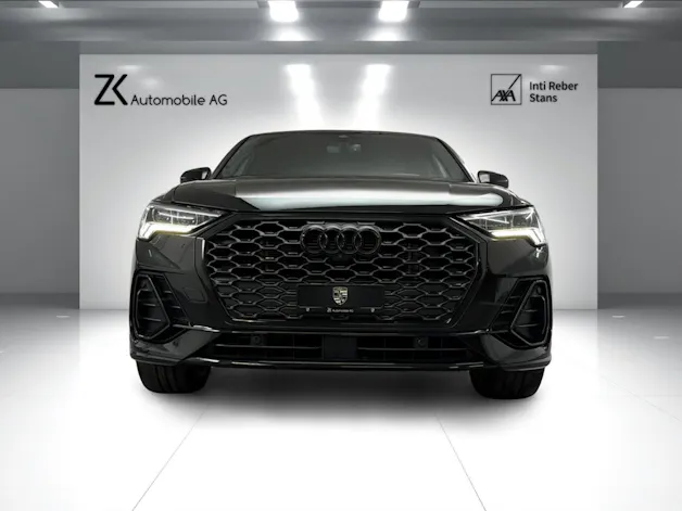 Audi Q3 Sportback 35 TFSI S Line Midnight Black Attraction S-tronic / 360° Kamera / Panoramadach / SONOS Sound / Komfortschlüssel /